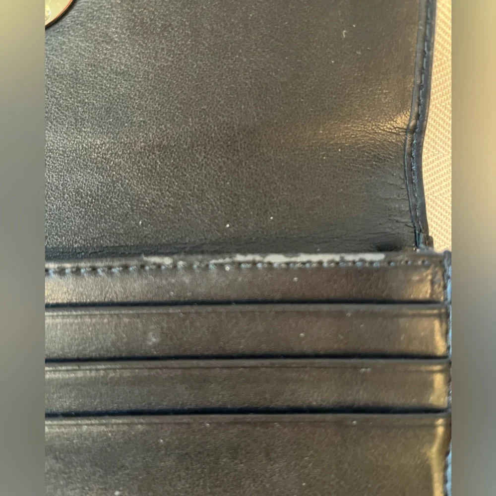 COACH black leather Gold‎ Signature snap close, organizer, coin zip wallet